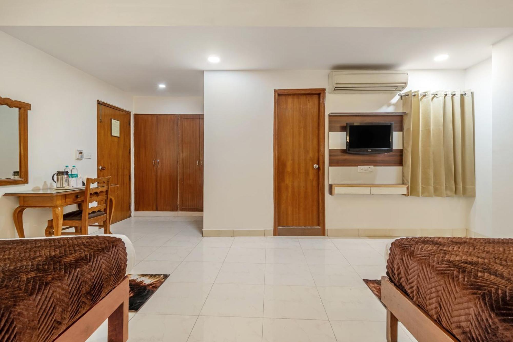 דלהי Hotel South Indian מראה חיצוני תמונה