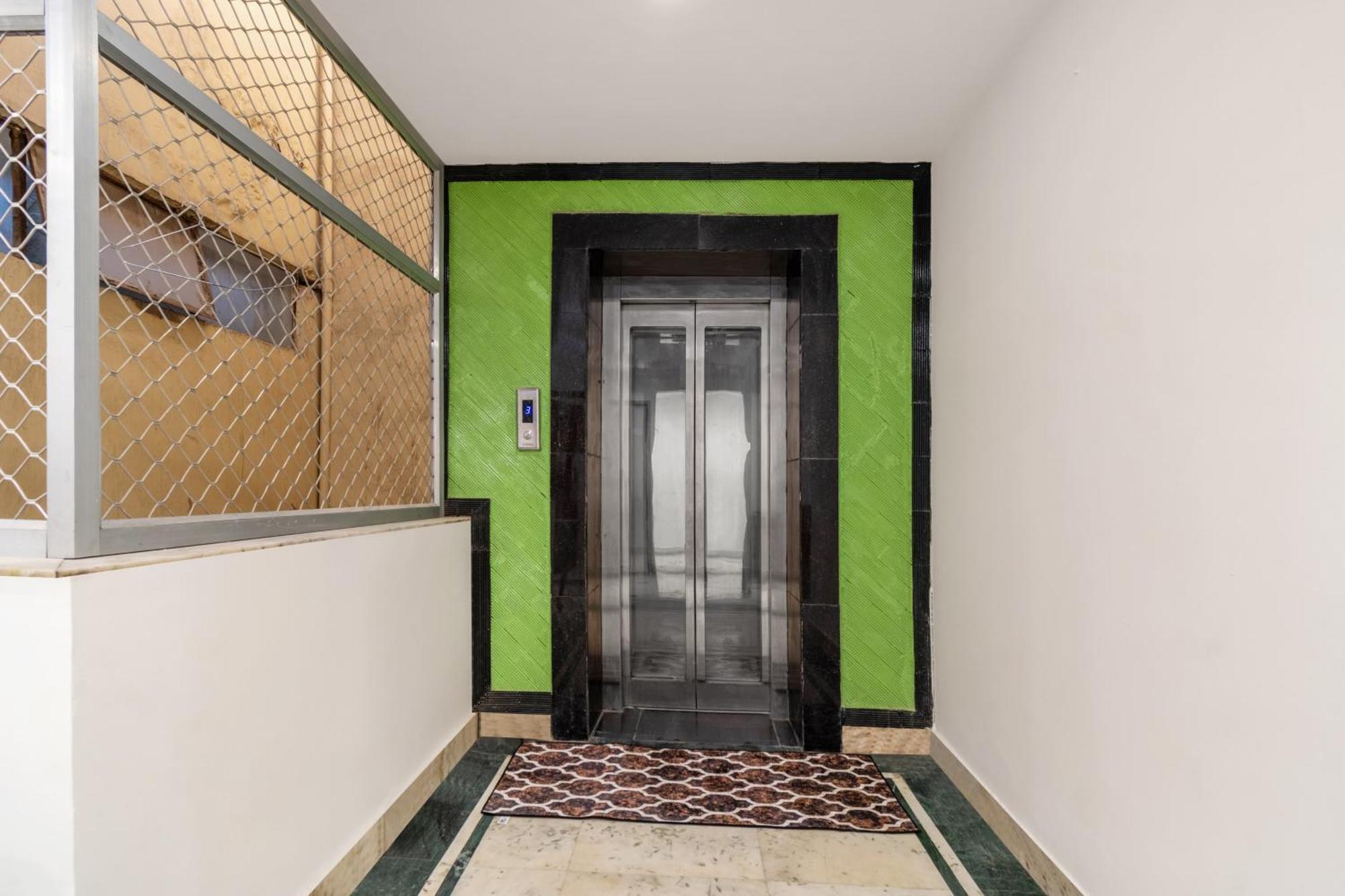 דלהי Hotel South Indian מראה חיצוני תמונה